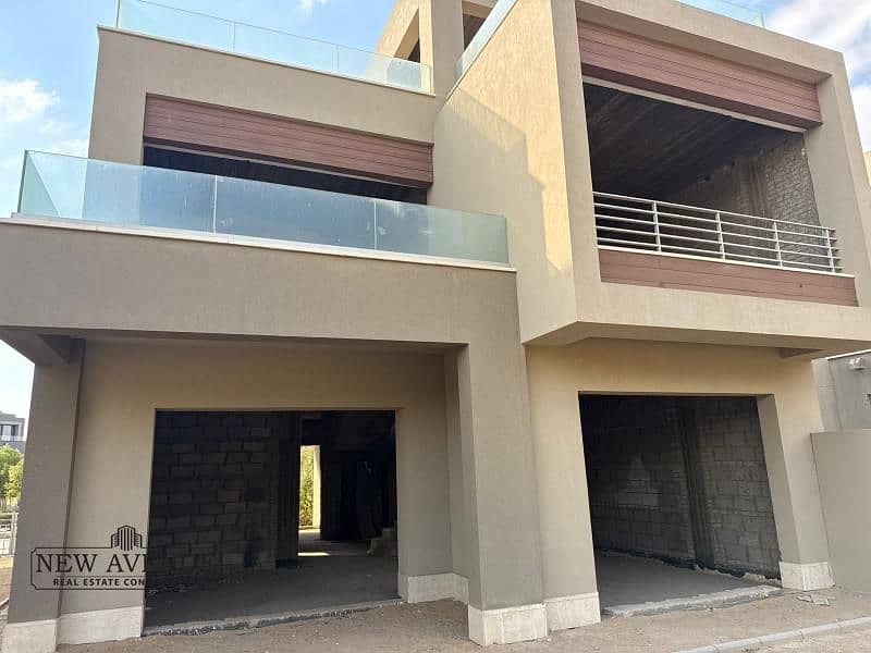 5 WhatsApp Image 2025-11-05 at 1.35. 28 PM. jpg