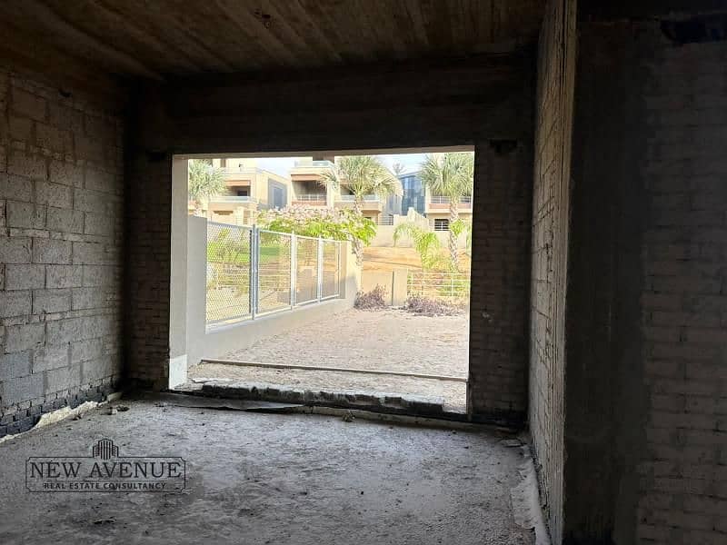 6 WhatsApp Image 2025-11-05 at 1.35. 29 PM (1). jpg