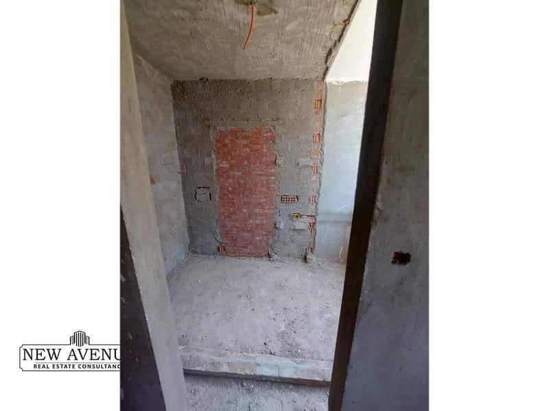 8 WhatsApp Image 2025-11-25 at 11.35. 32 AM (1). jpg