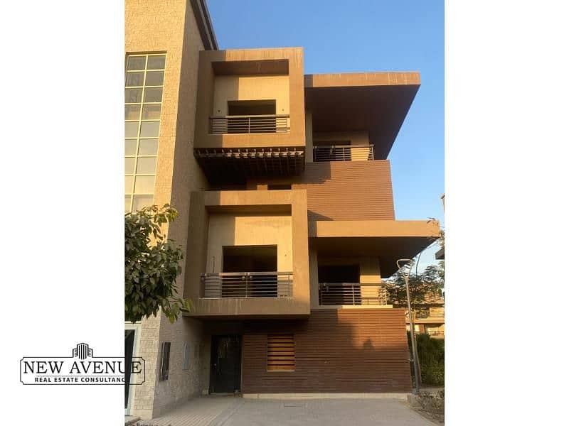 5 WhatsApp Image 2025-11-25 at 12.25. 43 PM (1). jpg