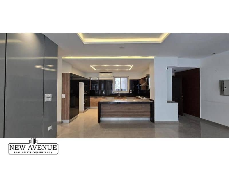 2 WhatsApp Image 2025-11-05 at 1.36. 02 PM. jpg