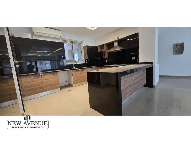 4 WhatsApp Image 2025-11-05 at 1.36. 03 PM (3). jpg