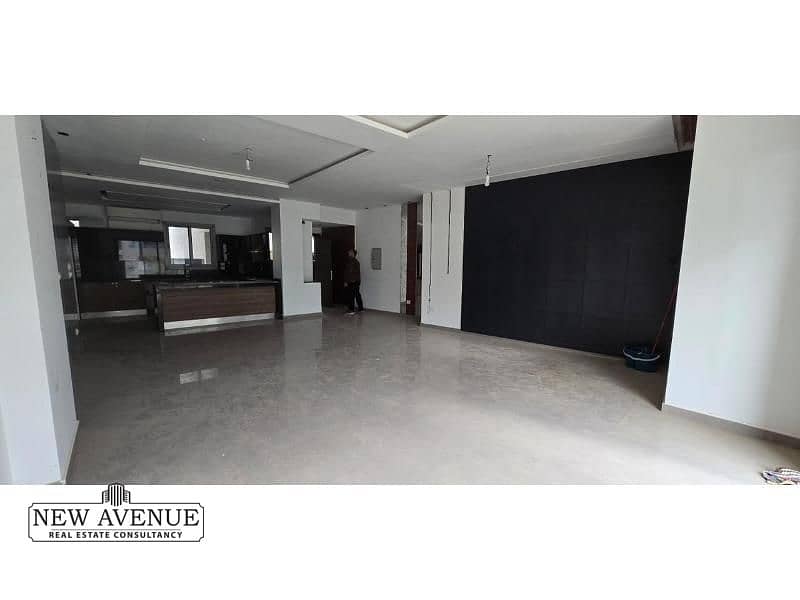 6 WhatsApp Image 2025-11-05 at 1.36. 04 PM (1). jpg