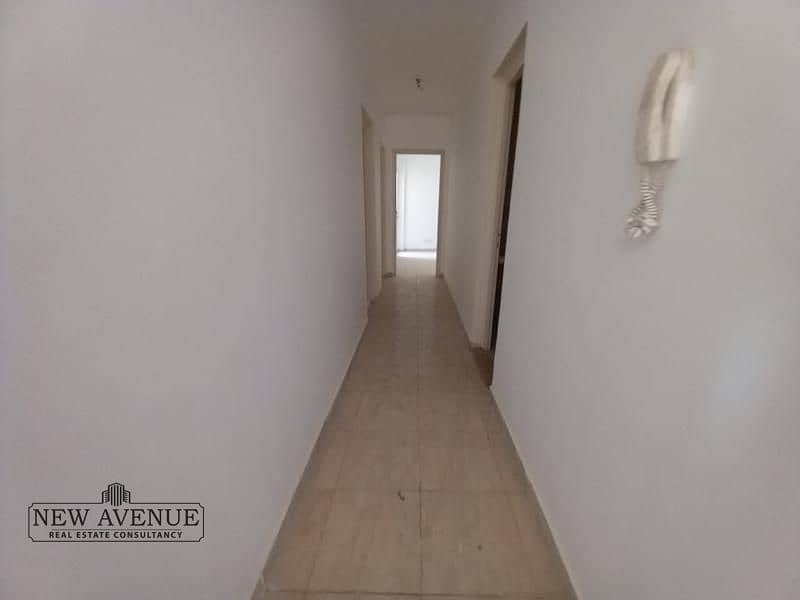 7 WhatsApp Image 2025-11-05 at 1.32. 13 PM (2). jpg