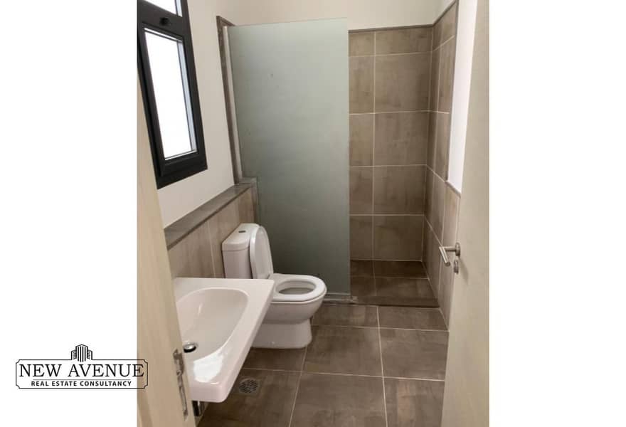 11 7ba16bd9-9018-44f1-a739-1326c390bfeb. jpg