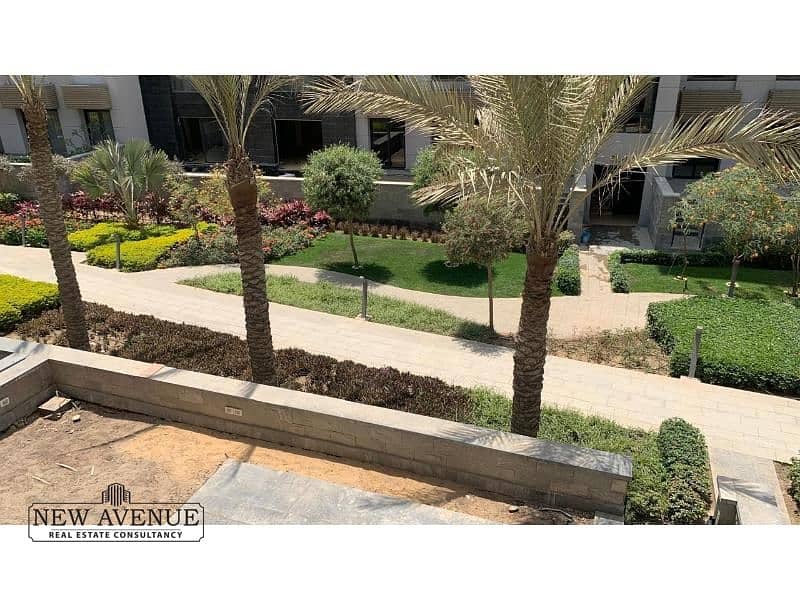 4 WhatsApp Image 2025-11-05 at 1.25. 19 PM (2). jpg