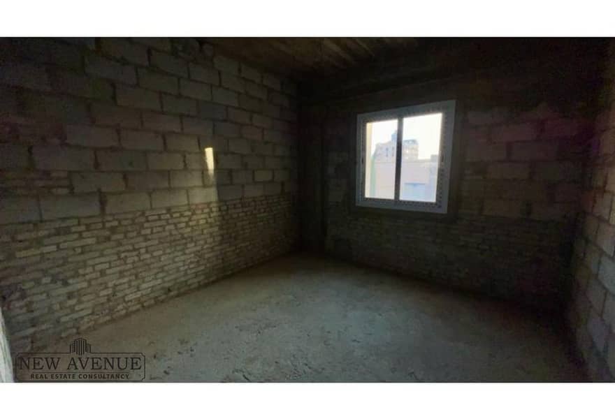 2 2f5d0d1a-09d2-48b6-80b1-320c8381873a. jpg