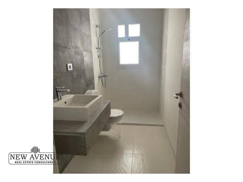 8 c66e248f-02a8-4bb1-97b4-b046a2a4c525. jfif. jpg