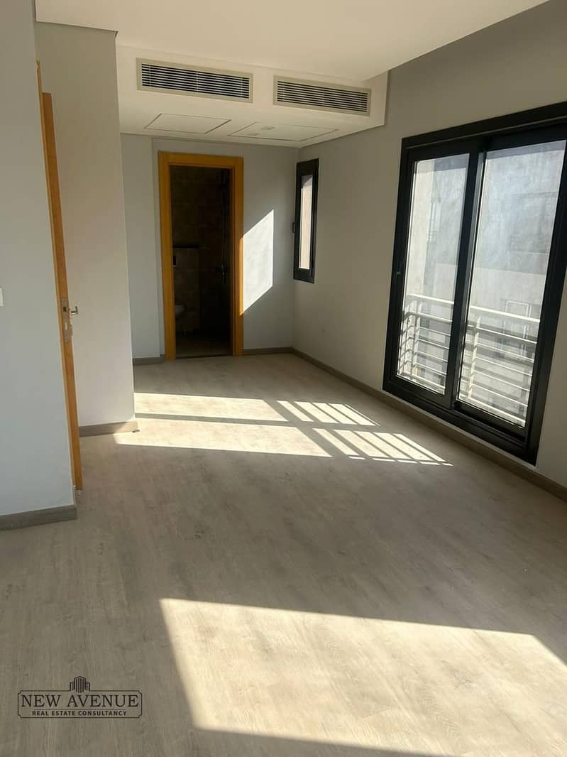 2 WhatsApp Image 2025-11-10 at 12.24. 42 PM. jpeg