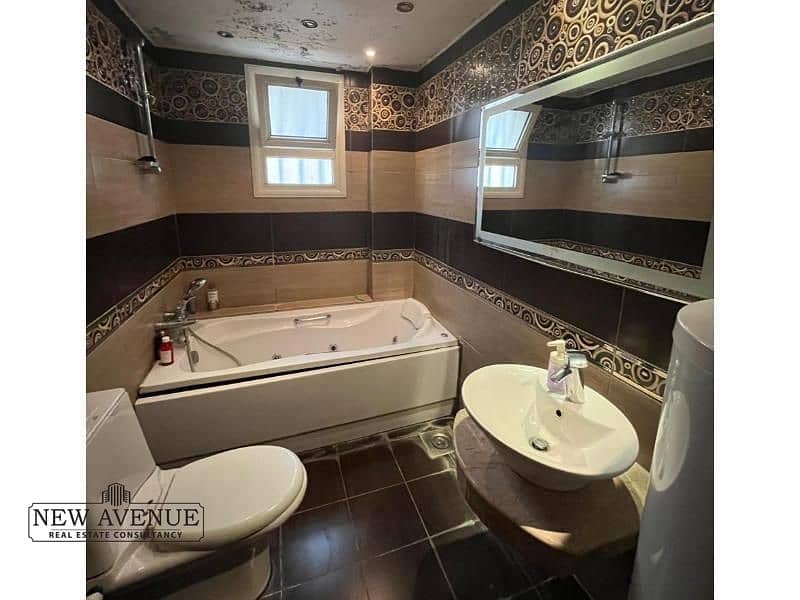 15 4ac06649-2f3c-4bf3-85e6-94204aeaf370. png