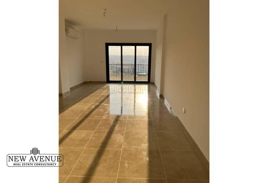 18 baef08ae-a0a9-42b9-828d-246d0b7e8293. jpg