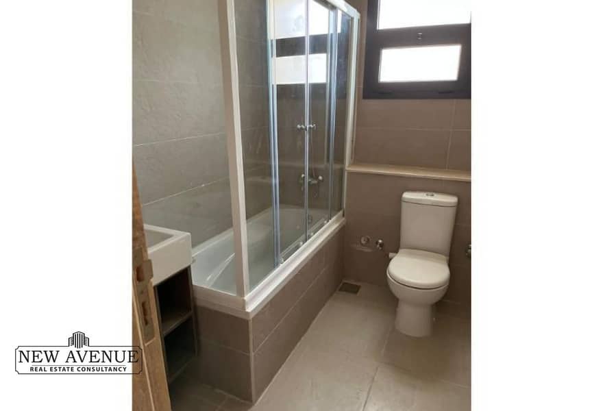 19 cdfe7ef2-6818-4a65-8167-c677c80dd595. jpg