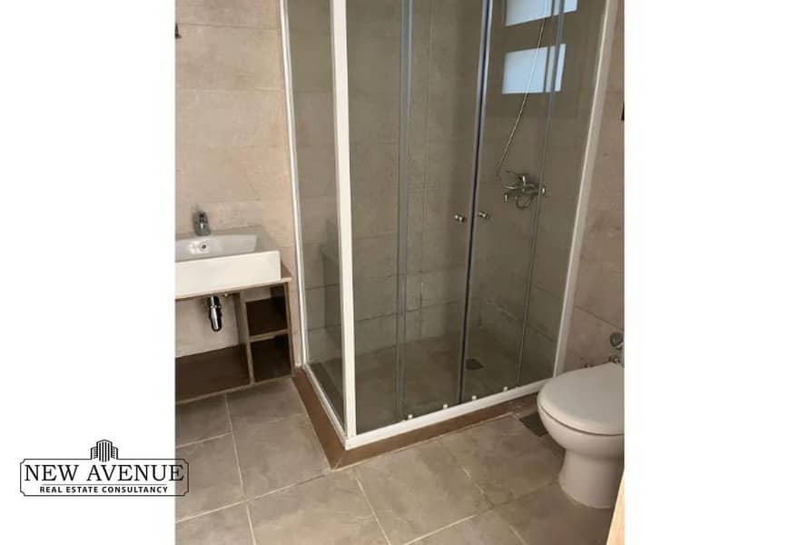 20 b5d9619f-8a21-45d3-9f67-ff421448fb01. jpg