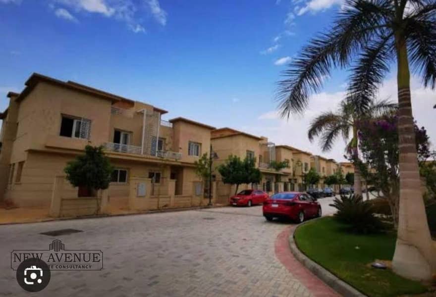 4 eaa4b852-5404-46c6-949b-df78cedb722f. jpg