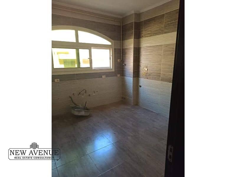 6 0bdf648c-71e2-4099-b4e0-cc16ad65b12b. jpg