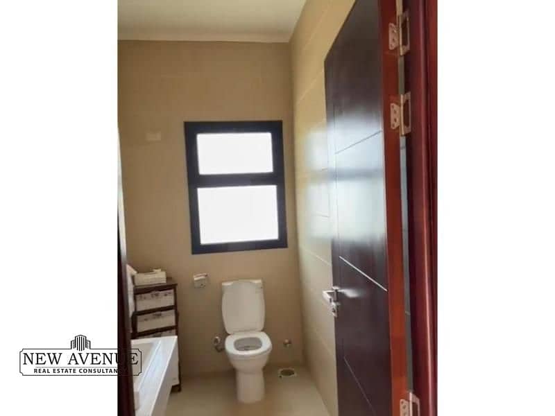 10 WhatsApp Image 2025-11-26 at 6.20. 16 PM (2). jpg