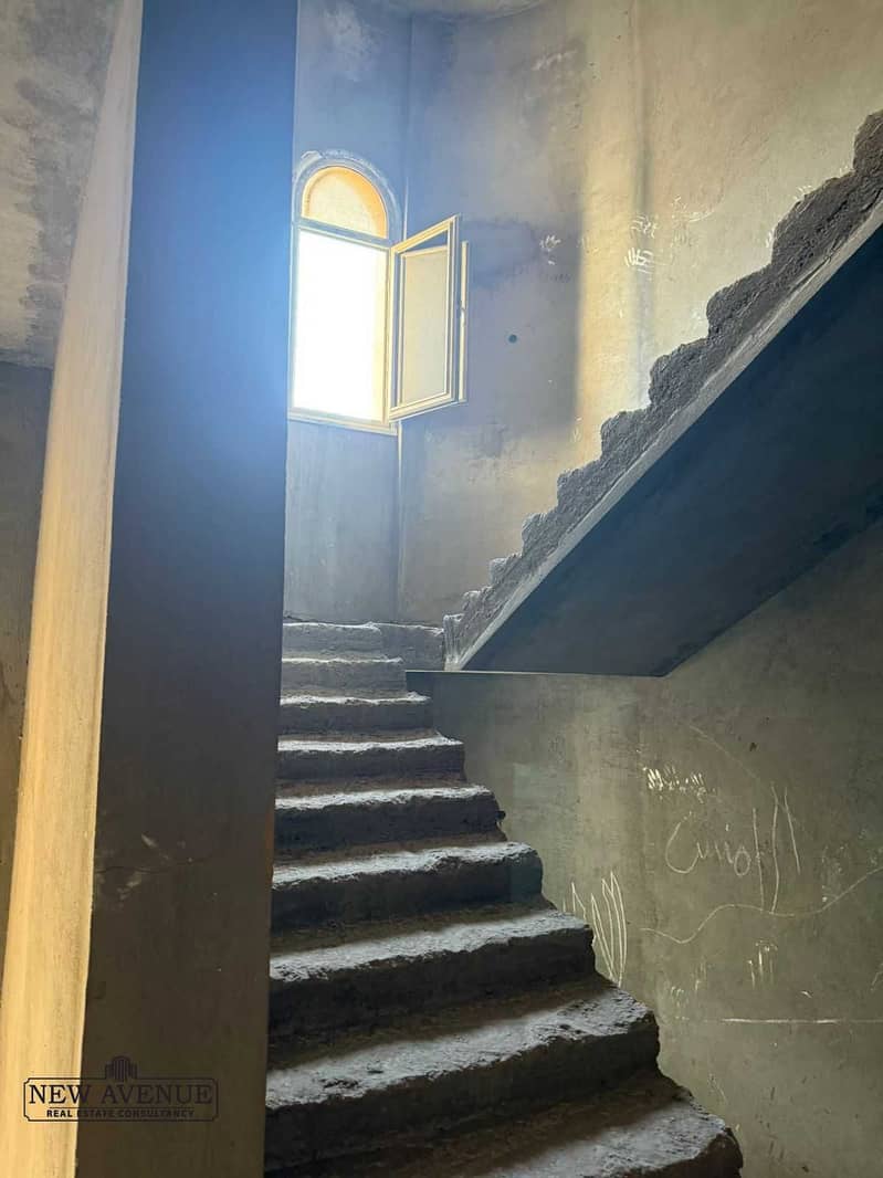 11 lGQSG2fVG3GBYAA154bGg1Tn5ad9Zg6RFTbku1w0. jpeg