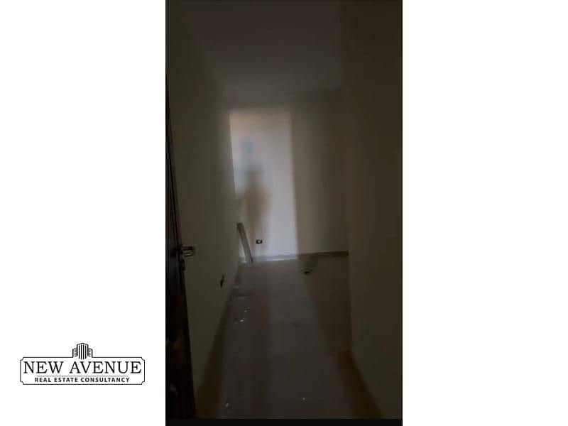 5 WhatsApp Image 2025-11-23 at 9.20. 01 PM (2). jpg