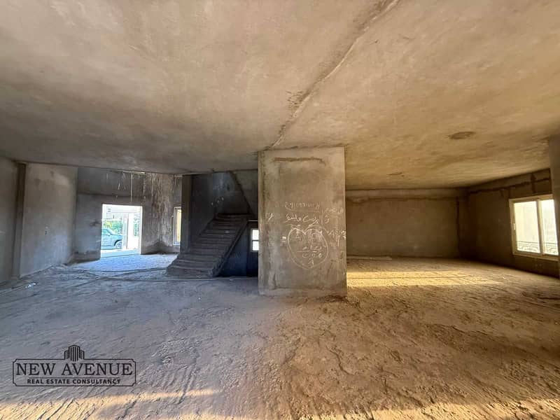 22 acINWCEbspizQE4SPdq31WemCqgSEGjDFMObLspS. jpeg