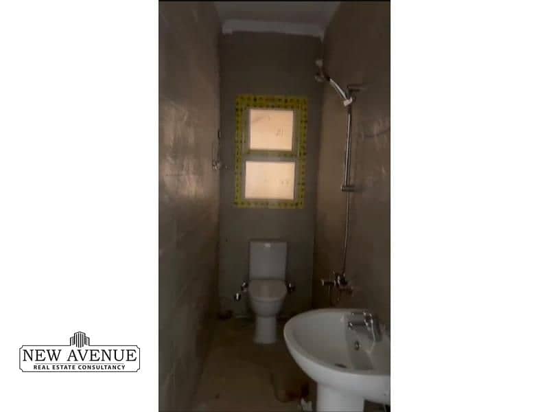 6 WhatsApp Image 2025-11-23 at 9.20. 01 PM (3). jpg