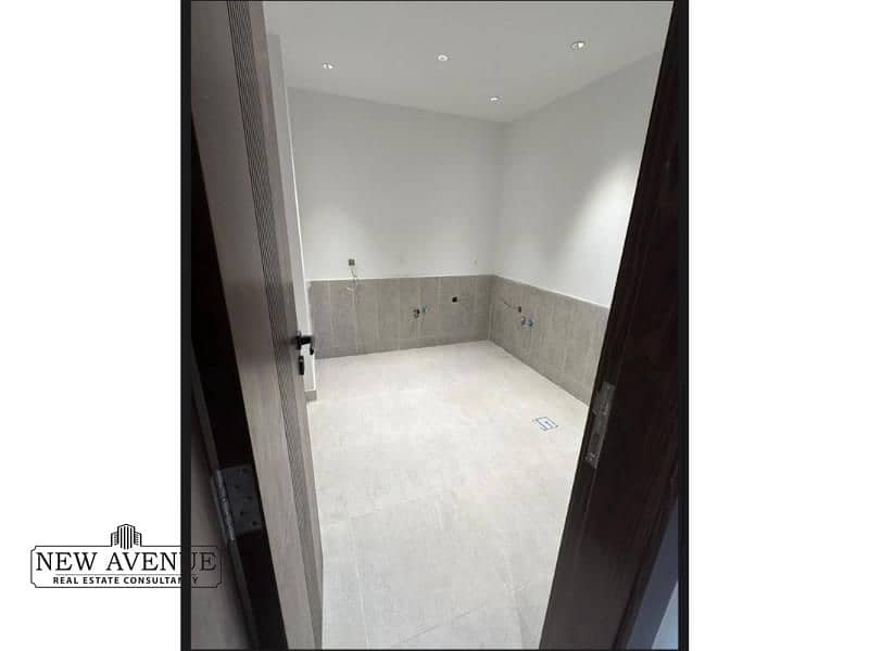 5 WhatsApp Image 2025-11-23 at 10.49. 45 AM (2). jpg