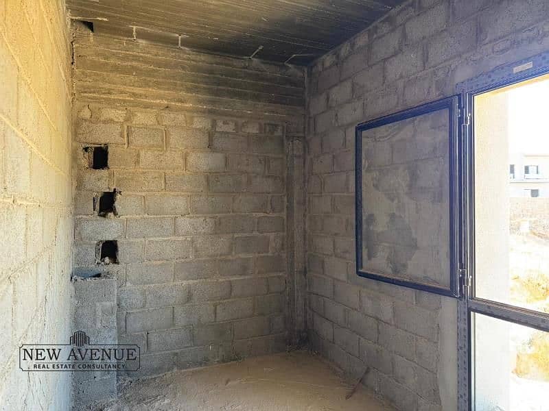 12 WhatsApp Image 2025-11-27 at 10.32. 41 PM. jpg