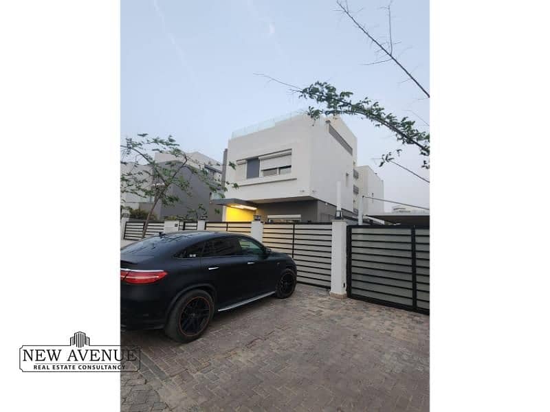 4 WhatsApp Image 2025-11-27 at 3.20. 07 PM (1). jpg