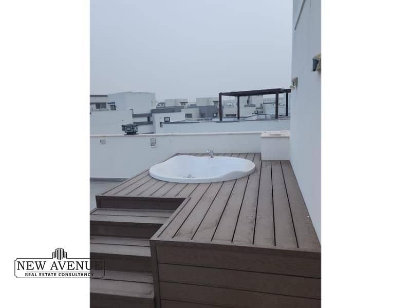 5 WhatsApp Image 2025-11-27 at 3.20. 08 PM (1). jpg