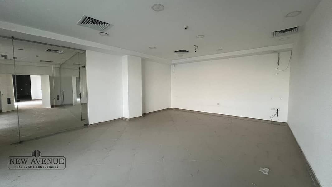 5 WhatsApp Image 2025-11-10 at 2.30. 14 PM (1). jpeg