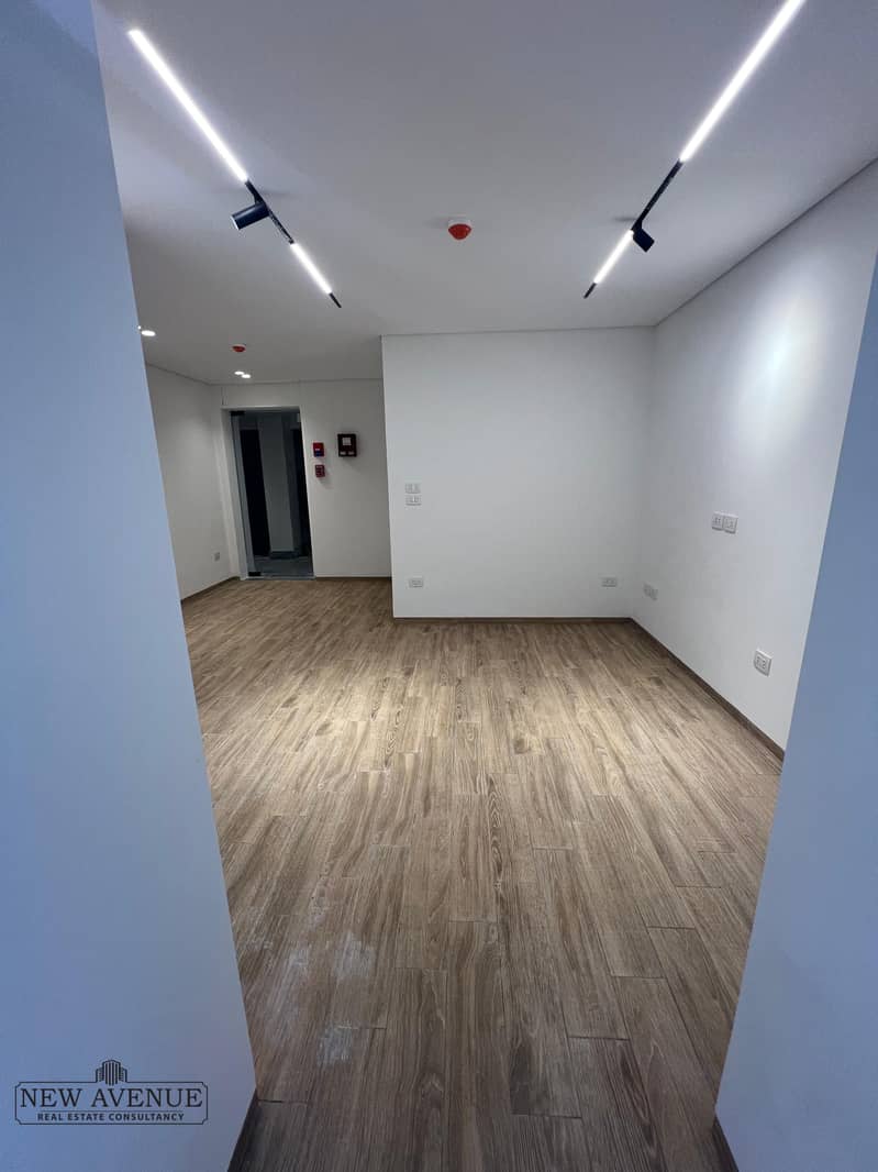 4 WhatsApp Image 2025-10-14 at 2.23. 34 PM (1). jpeg