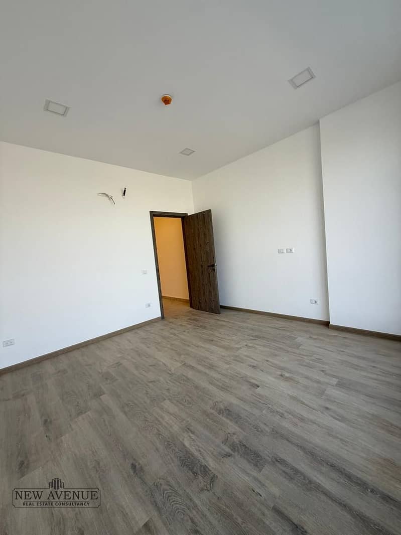 4 WhatsApp Image 2025-11-12 at 3.39. 06 PM (2). jpeg