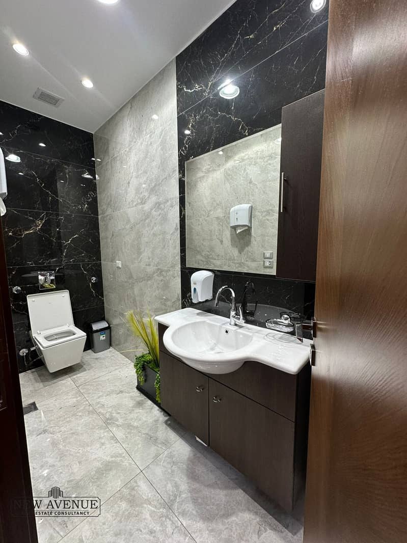 2 WhatsApp Image 2025-11-24 at 5.04. 19 PM (1). jpeg