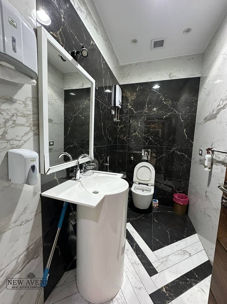 8 WhatsApp Image 2025-11-24 at 5.04. 17 PM (1). jpeg