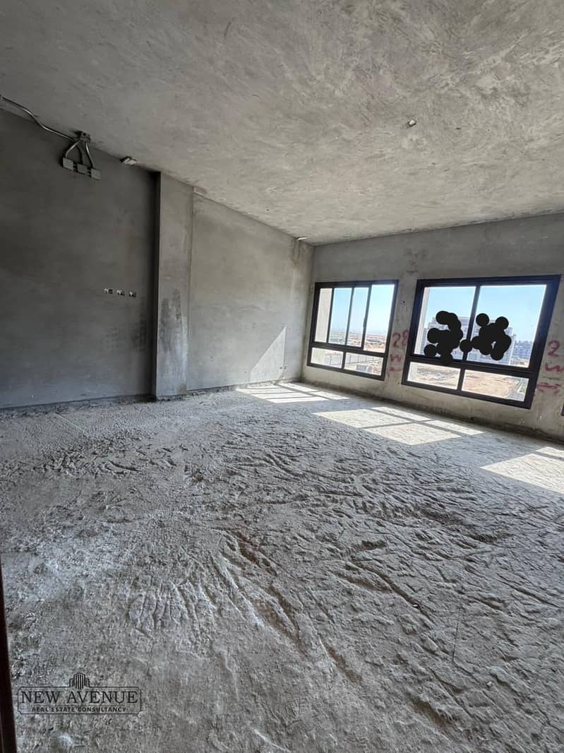 4 WhatsApp Image 2025-12-03 at 2.24. 51 PM (2). jpeg