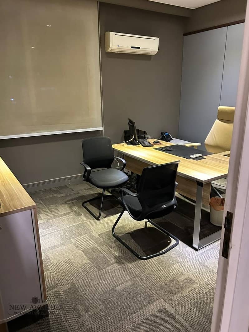 8 bb233d8c-95ef-4640-80ae-f95914bdafe7. jpg