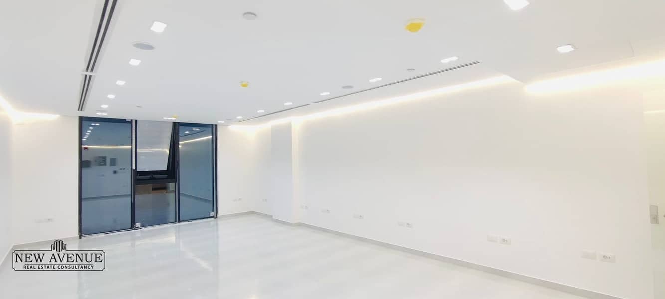 3 WhatsApp Image 2025-10-27 at 1.36. 44 PM (1). jpeg