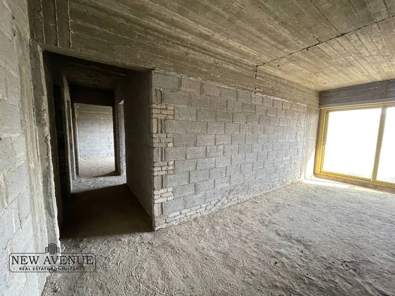 8 WhatsApp Image 2025-11-13 at 13.15. 26_00081fc2. jpg