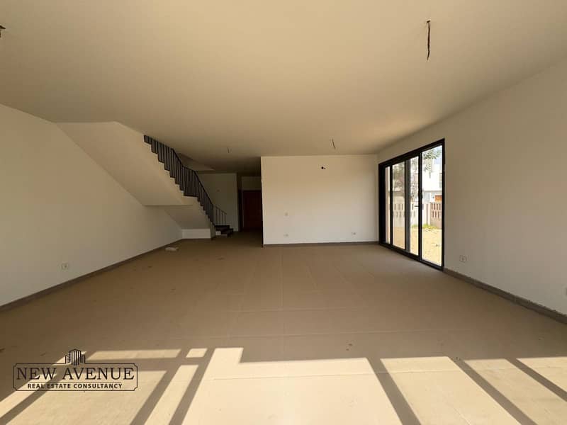 2 WhatsApp Image 2025-11-13 at 13.18. 29_62b4b81a. jpg