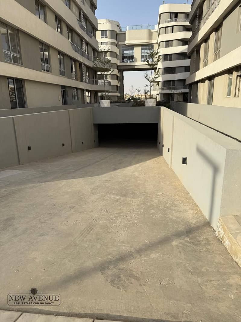 10 WhatsApp Image 2025-10-30 at 11.29. 22_c6ef3e82. jpg