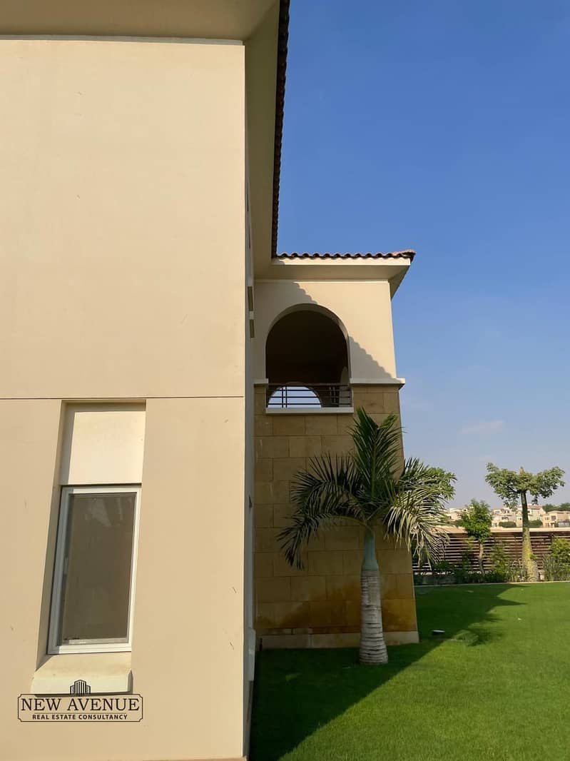 3 WhatsApp Image 2025-11-11 at 00.43. 48_fe8b347d. jpg