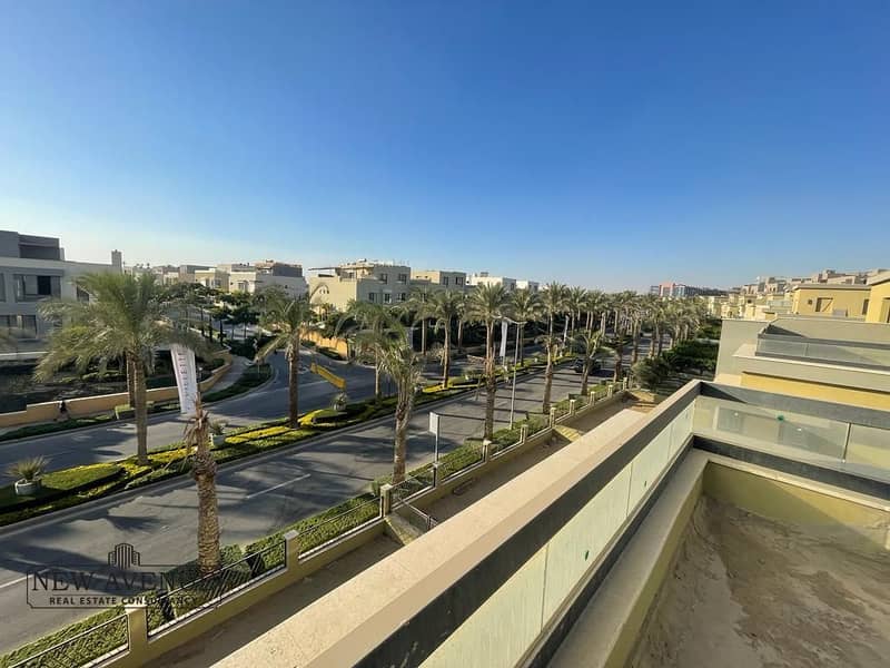 4 56b8ed33-f64b-4c53-a3db-fcfbacf06f85. jpg