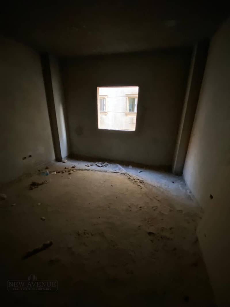 6 WhatsApp Image 2025-11-11 at 01.02. 50_7182a59d. jpg