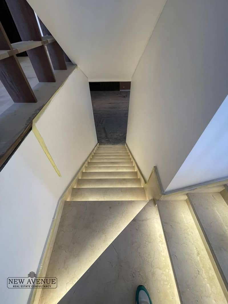 7 928804d5-c655-4f5b-8e80-c24a265700a8. jpg