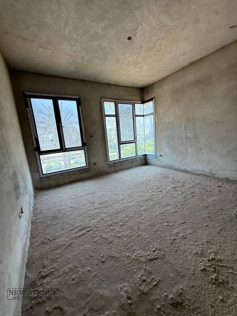 10 77761f09-20fd-414d-aba1-fa5c506a378b. jpg