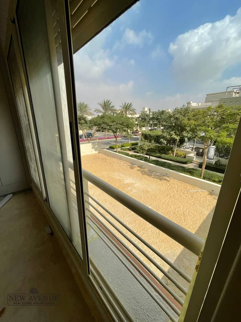 10 WhatsApp Image 2025-11-19 at 11.59. 40_98b7c0f0. jpg