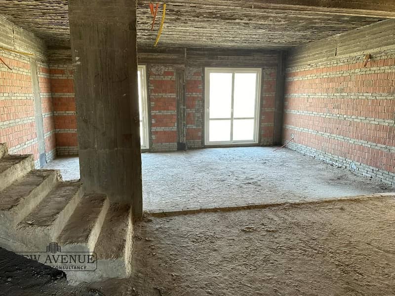 2 9c56c8fc-67b1-4e55-8759-3e2dad7d9a9d. jpg