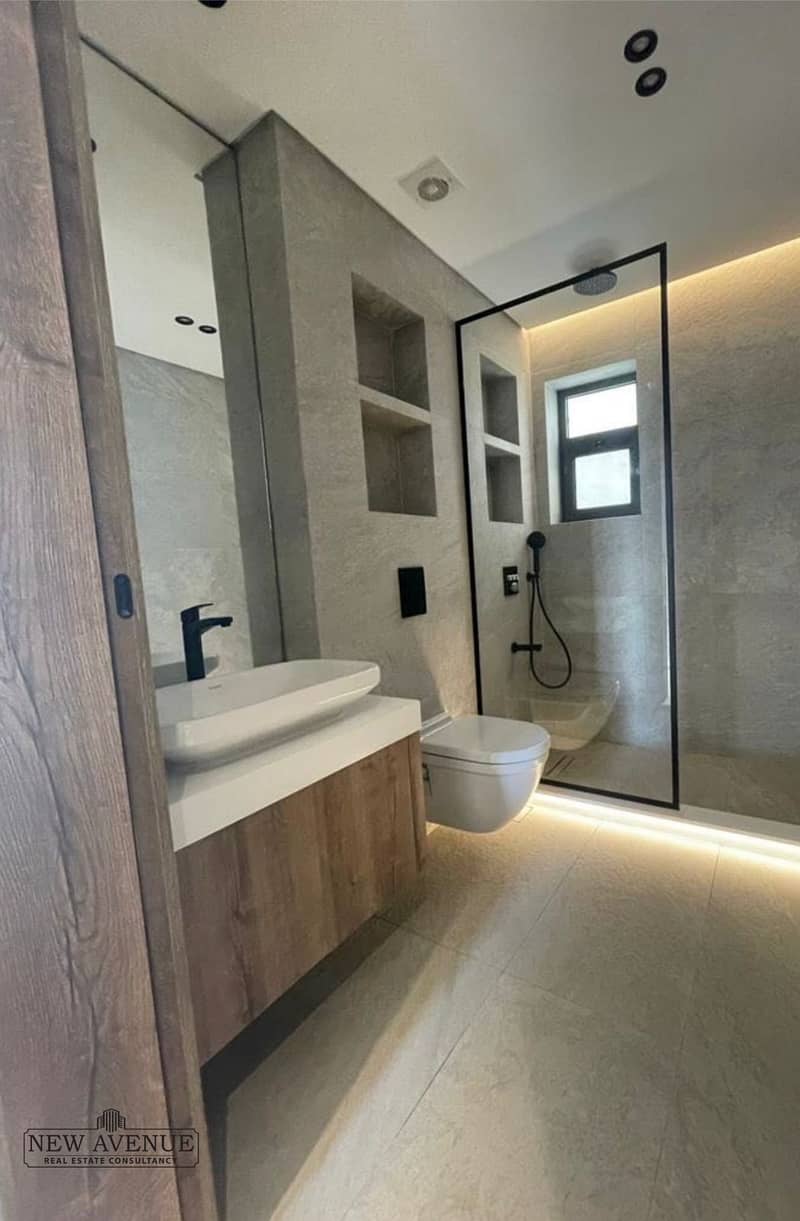 10 WhatsApp Image 2025-11-26 at 15.58. 23_0a7ef59e. jpg