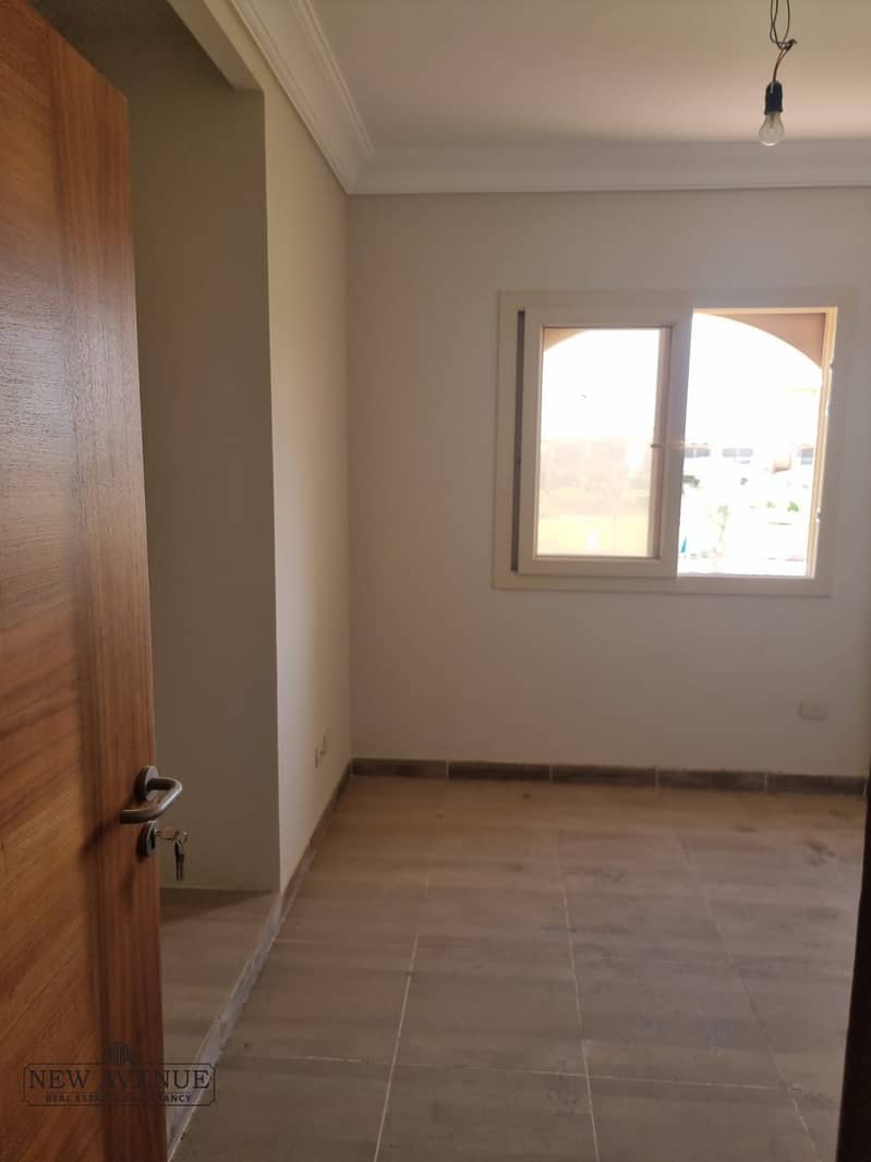 6 WhatsApp Image 2025-11-27 at 15.25. 16_045240ab. jpg