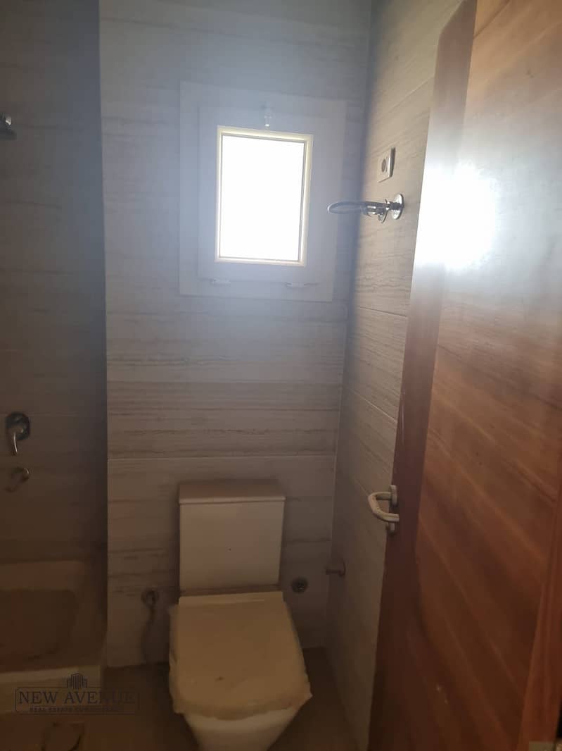 9 WhatsApp Image 2025-11-27 at 15.25. 17_fca78fbe. jpg