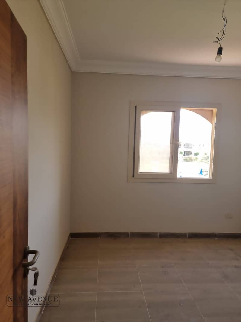 10 WhatsApp Image 2025-11-27 at 15.25. 18_49c86948. jpg